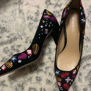 Beautiful black and floral heels
